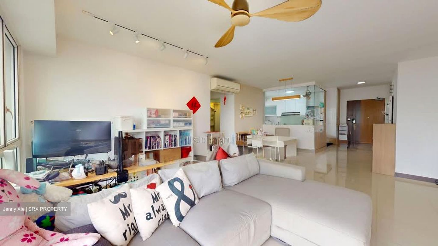 Blk 194A Skyline I @ Bukit Batok (Bukit Batok), HDB 5 Rooms #563813361